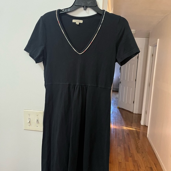 Burberry Black Midi Dress with V-Neck - Picture 1 of 5